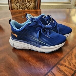 RBX Sneakers Boys size 1 BRAND NEW